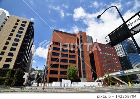 令和の三宮地区再開発事業 神戸三宮TWINGATE 建設中の様子 令和の三宮地区再開発事業 神戸三宮TWINGATE 建設中の様子 142258704