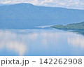 発荷峠から見た十和田湖 142262908