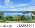 発荷峠から見た十和田湖 142262909