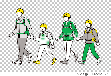 Families evacuating during a disaster 142264073