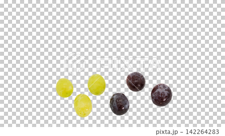 Comparison of white and red grapes; transparent background; macro. Comparison of white and red grapes; transparent background; macro. 142264283
