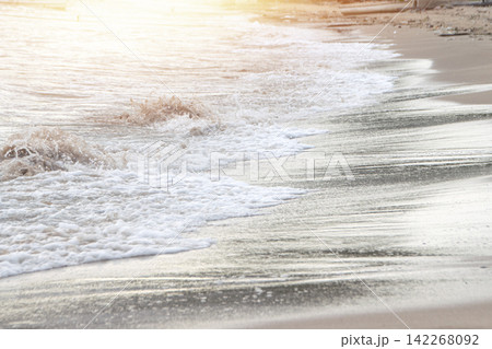 Waves crashing on the shore; a relaxing concept. 142268092