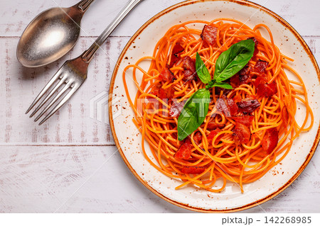Gluten-free pasta, lentil spaghetti with sauce Gluten-free pasta, lentil spaghetti with sauce 142268985
