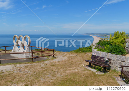 the isle of portland at the jurassic coast the isle of portland at the jurassic coast 142270692