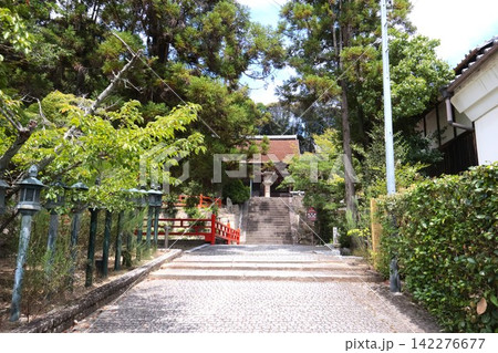 重要文化財　長弓寺本堂　奈良県生駒市観光 142276677