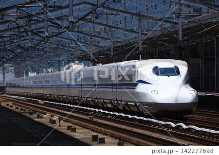 【JR東海】N700S0番台「のぞみ」(山陽新幹線:三原駅) 【JR東海】N700S0番台「のぞみ」(山陽新幹線:三原駅) 142277698