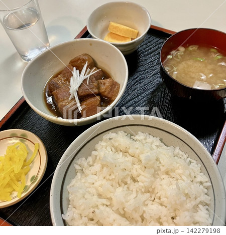 角煮定食 角煮定食 142279198