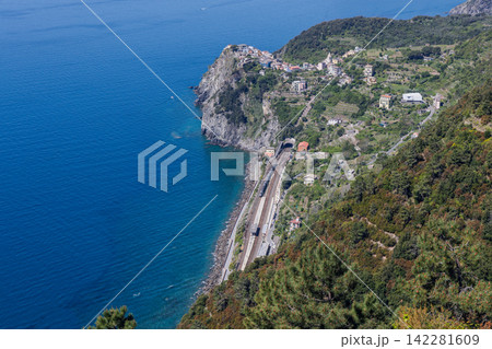 Coastal railway in Corniglia, Liguria, Italy from high telephoto perspective 142281609