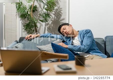 男性 更年期障害 倦怠感 男性 更年期障害 倦怠感 142285774