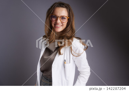Female Medical Scientist Standing with Hands on Hips Female Medical Scientist Standing with Hands on Hips 142287204