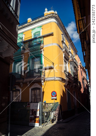 Santa Cruz: Seville's Vibrant Economic Heart Santa Cruz: Seville's Vibrant Economic Heart 142288773