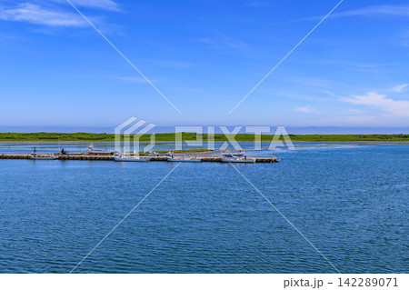 道東サロマ湖 栄浦漁港 道東サロマ湖 栄浦漁港 142289071