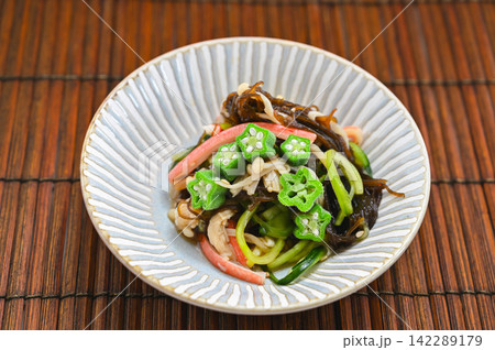 中華風ひじきの和え物 中華風ひじきの和え物 142289179