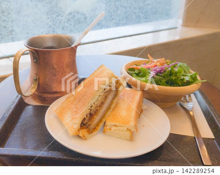 カツサンドセット 142289254