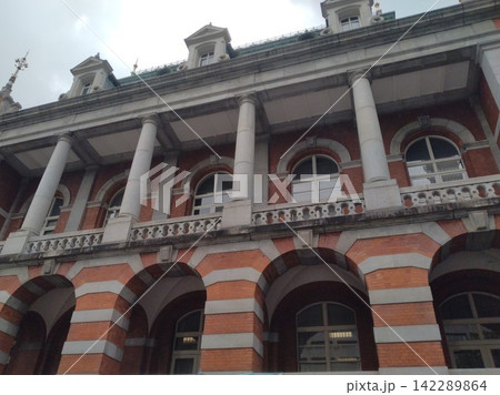 法務省旧本館赤れんが棟の外観(重要文化財・明治建築) 法務省旧本館赤れんが棟の外観(重要文化財・明治建築) 142289864