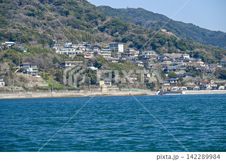 【山口県下関市】関門海峡・早鞆の瀬戸 と 下関市前田・壇ノ浦周辺の斜面住宅街 142289984