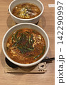 真上から見た辛い麻婆豆腐 142290997