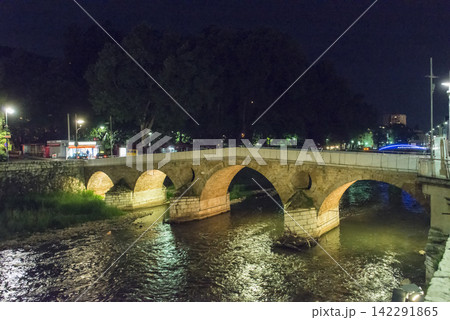The Latin Bridge in Sarajevo, Bosnia and Herzegovina 142291865