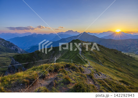 Giau Pass (Passo Giau), Dolomites Alps, South Tyrol, Italy Giau Pass (Passo Giau), Dolomites Alps, South Tyrol, Italy 142292943