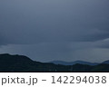 夏の朝空 142294038