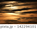 夏の朝空 142294101