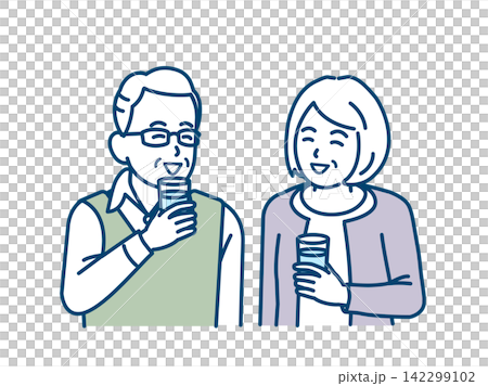 一位老人家正在喝水的插圖 142299102