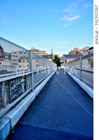 東京品川 テレビドラマロケ地で有名な白金桟道橋 東京品川 テレビドラマロケ地で有名な白金桟道橋 142301567