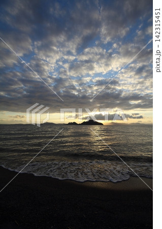 Seaside town of Turgutreis and spectacular sunsets Seaside town of Turgutreis and spectacular sunsets 142315451