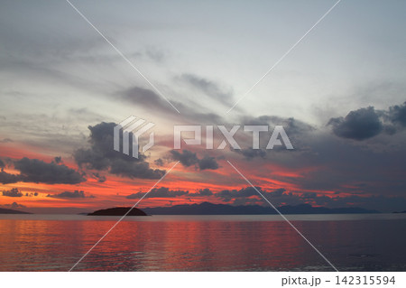 Seaside town of Turgutreis and spectacular sunsets Seaside town of Turgutreis and spectacular sunsets 142315594