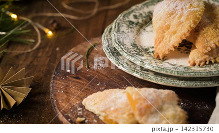 Rustic Sourdough Bread Loaf with Flour Crust on Cooling Rack Rustic Sourdough Bread Loaf with Flour Crust on Cooling Rack 142315730