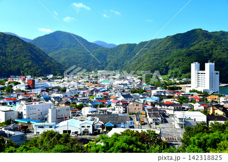 静岡県松崎町中心街を望む(静岡県松崎町)【2026.8】 静岡県松崎町中心街を望む(静岡県松崎町)【2026.8】 142318825