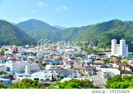静岡県松崎町中心街を望む(静岡県松崎町)【2026.8】 静岡県松崎町中心街を望む(静岡県松崎町)【2026.8】 142318826
