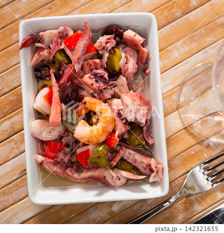 Seafood salad Salpicon de marisco 142321655
