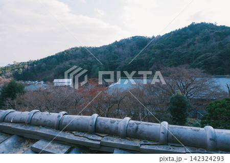 [勝尾寺]大阪の山奥にあるダルマで有名なお寺！歴史あるお寺の境内の風景 142324293