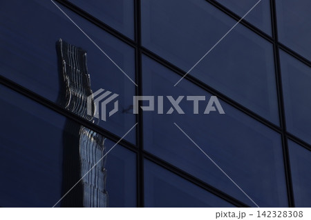 Facade of a crystal building in Manhattan Facade of a crystal building in Manhattan 142328308