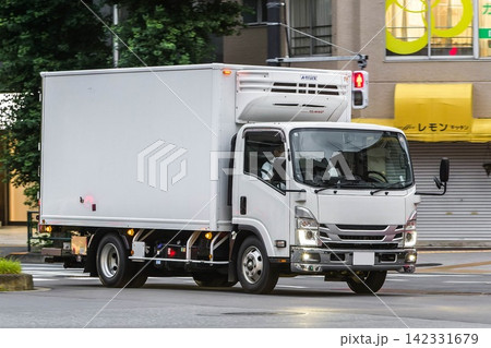 配送トラック 配送トラック 142331679