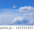 青い空と白い雲 142332405