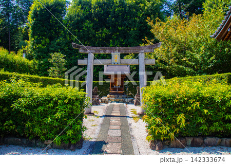 【京都風景】大きな雲が広がる信仰も歴史もある相国寺の夏 【京都風景】大きな雲が広がる信仰も歴史もある相国寺の夏 142333674