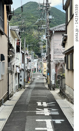 熊野市・古い町並み・路地裏 熊野市・古い町並み・路地裏 142345389
