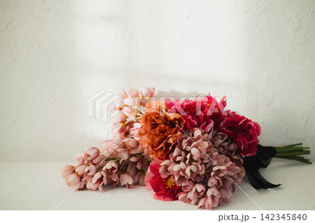 ピンクの花束 ピンクの花束 142345840