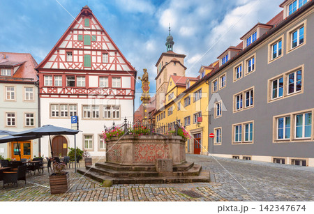 Historic Market Square with Fountain in Rothenburg ob der Tauber, Germany 142347674
