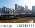メルボルンのヤラ川沿いの風景、オーストラリア 142349248