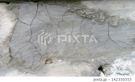 Hairline crack network on plastered concrete walls. Hairline crack network on plastered concrete walls. 142350355