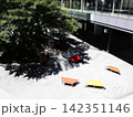 ジオラマ風　ベンチ 142351146