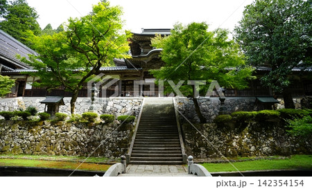 曹洞宗大本山 永平寺 中雀門 曹洞宗大本山 永平寺 中雀門 142354154
