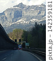 the road in the mountains 142359181
