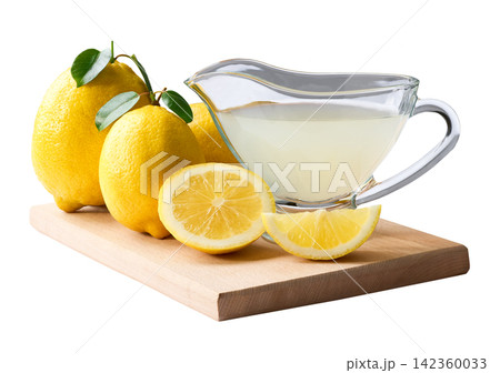 Fresh lemons fruit and of lemon juice isolated on white background. freshly squeezed lemon juice. 142360033