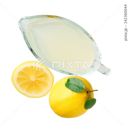 Fresh lemons fruit and of lemon juice isolated on white background, top view. freshly squeezed lemon juice, top view. Fresh lemons fruit and of lemon juice isolated on white background, top view. freshly squeezed lemon juice, top view. 142360044