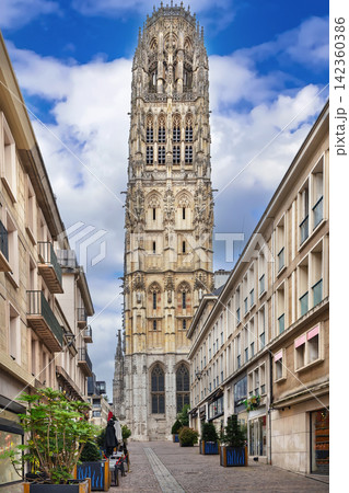 Rouen Cathedral, France Rouen Cathedral, France 142360386