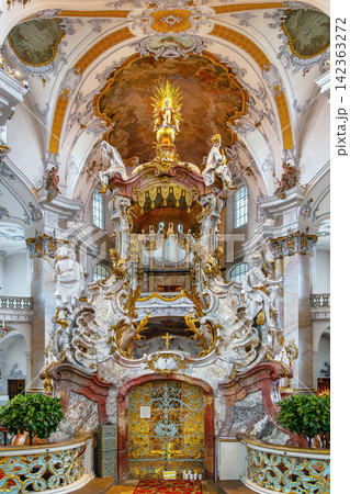 Mercy Altar in the Basilica of the Fourteen Holy Helpers, Germany. View from the entrance side with a decorative iron gate Mercy Altar in the Basilica of the Fourteen Holy Helpers, Germany. View from the entrance side with a decorative iron gate 142363272